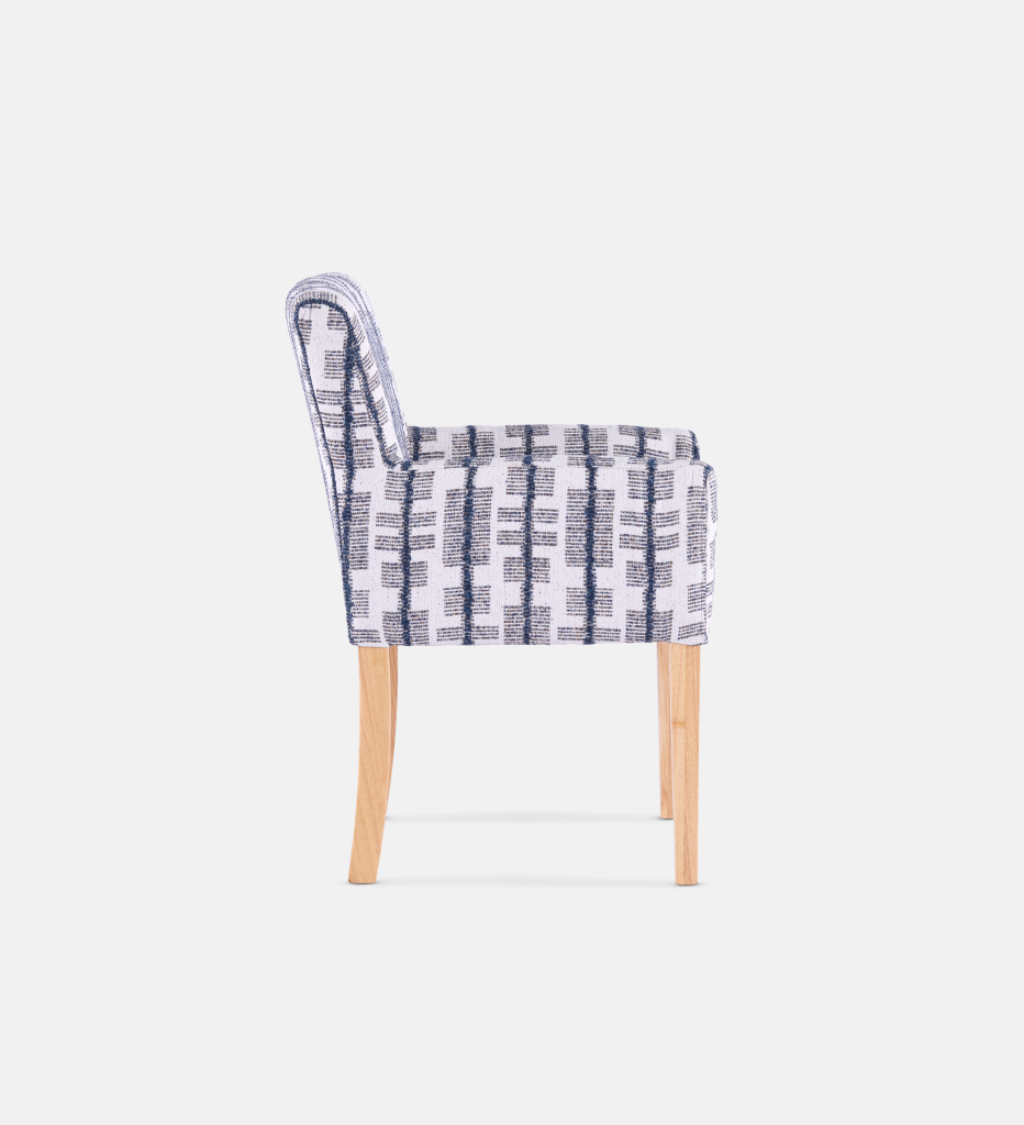 Bennet Fully Up Carver Chair Natural Leg (111848)