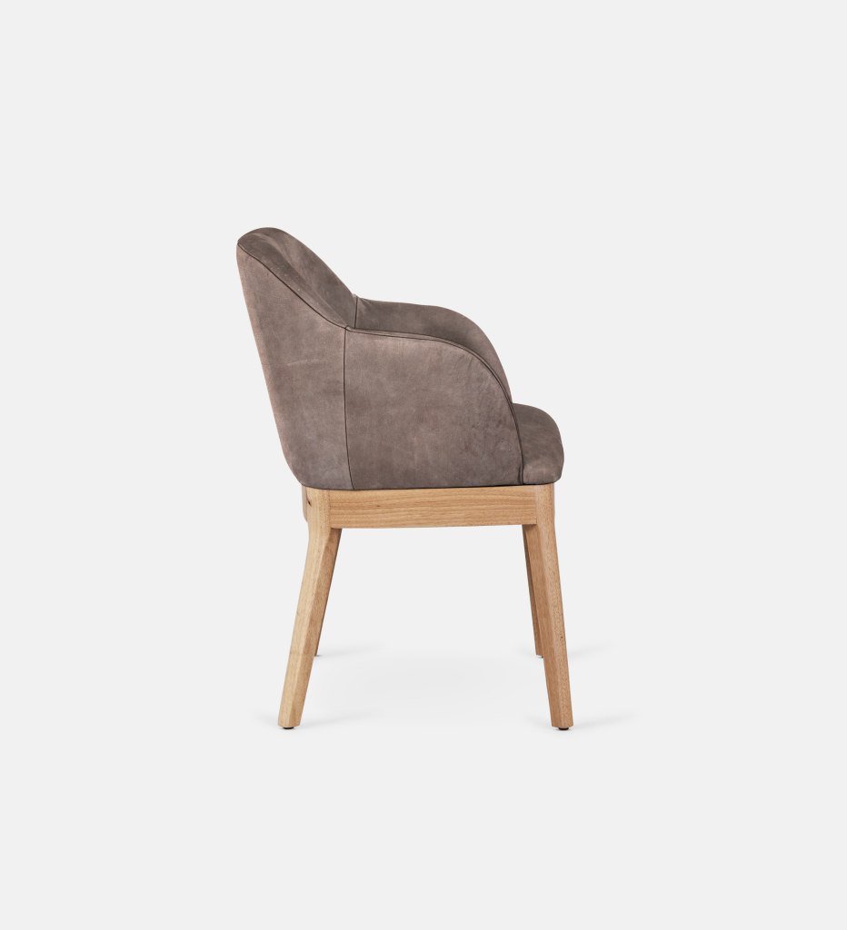 Kelly Leather Carver Natural Leg (64591)