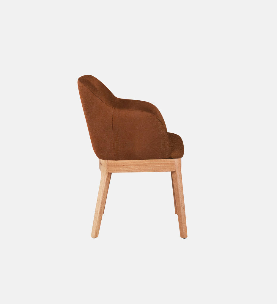 Kelly Leather Carver Chair Natural Leg (74085)