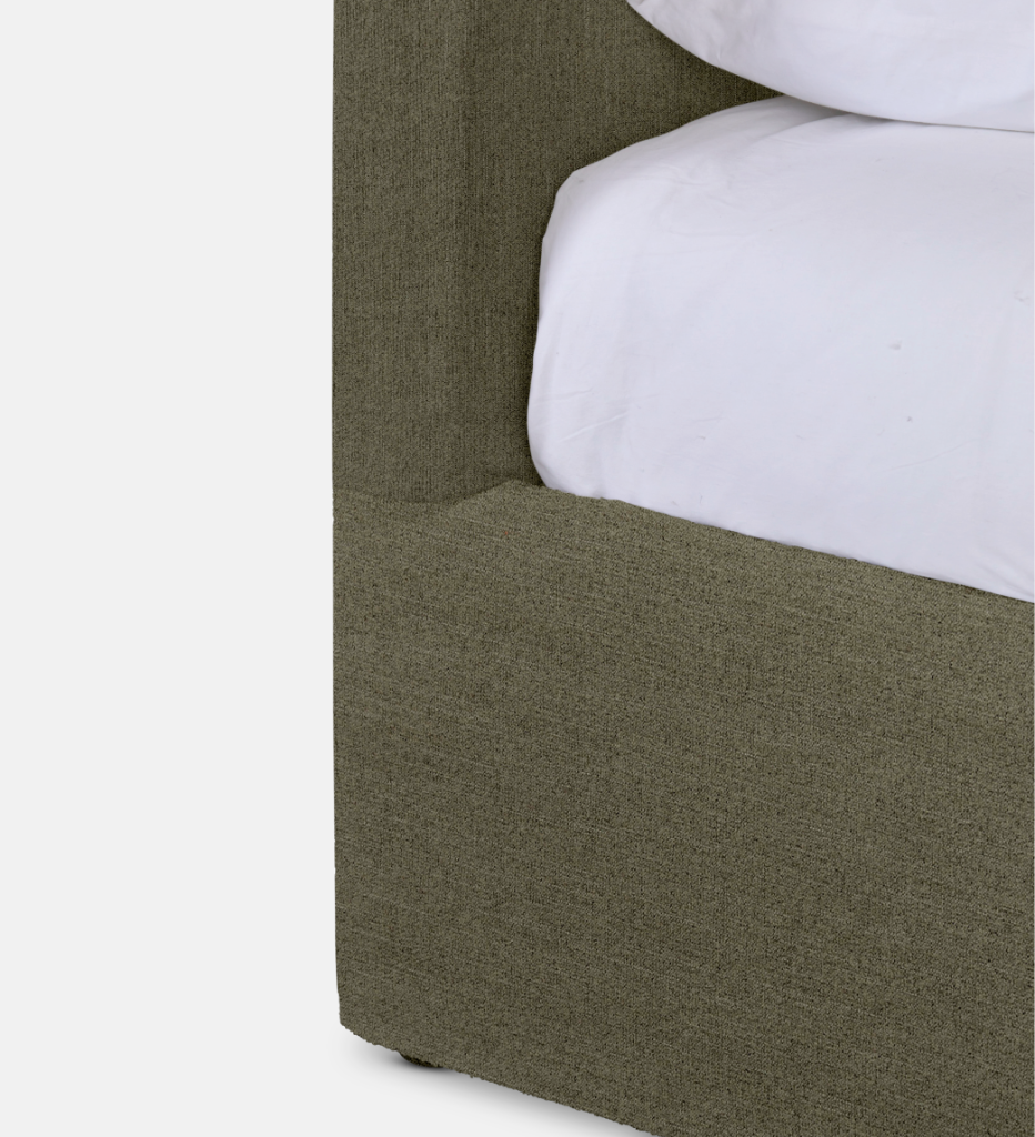 Olivia Slipcover Full Bed Queen KD Extra Length (45570)