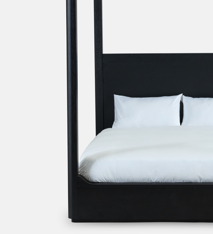 Bogard 4 Poster Bed Queen XL (98465)