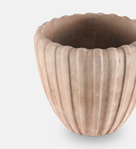 Alta Scalloped Planter M (85541)