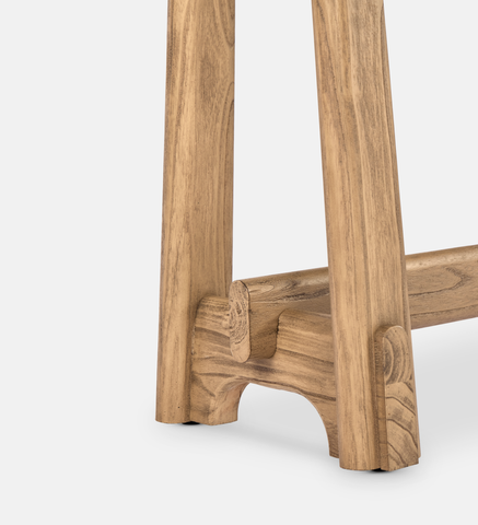 Basset Console (103063)