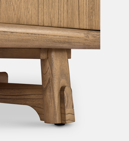 Basset Sideboard (103071)