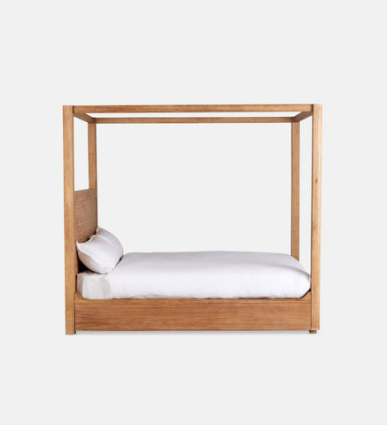 Bogard 4 Poster Bed (70693)