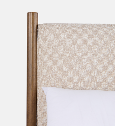 Brookhill Bed Queen XL (95165)