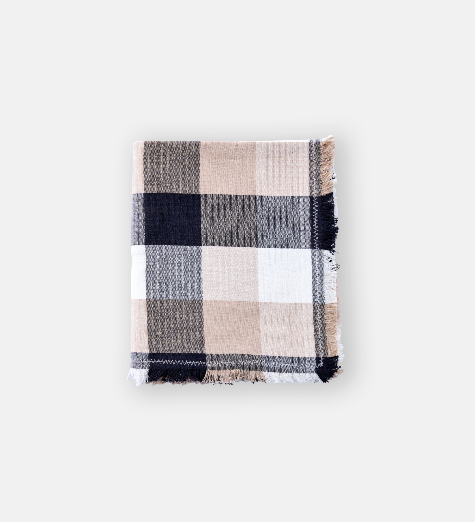 Mila Throw (87597)