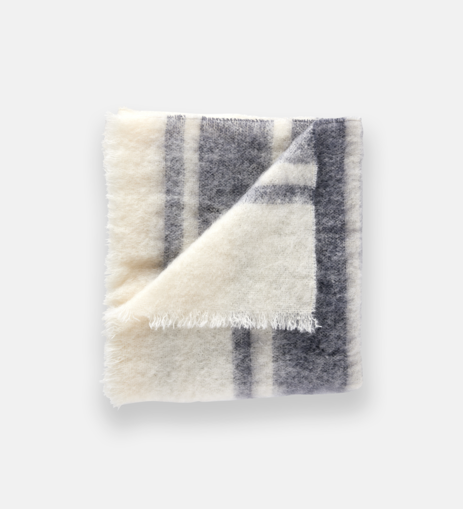 Elsa Mohair Throw (92959)
