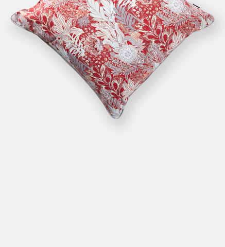 Flora Indoor/Outdoor Scatter (95797)