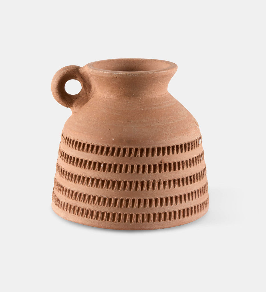 Israh bud vase (81997)