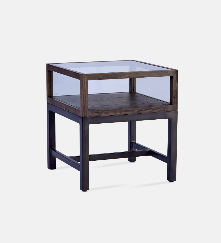 Kinsley Side Table (93549)