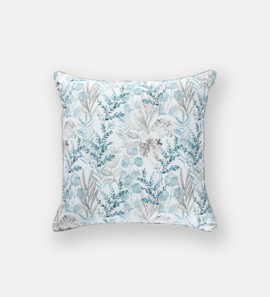 Lucca Outdoor Floral Scatter