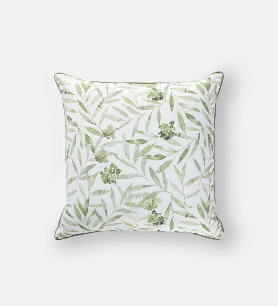Lucca Outdoor Floral Scatter