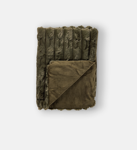 Lyrassa Faux Fur Throw (102969)