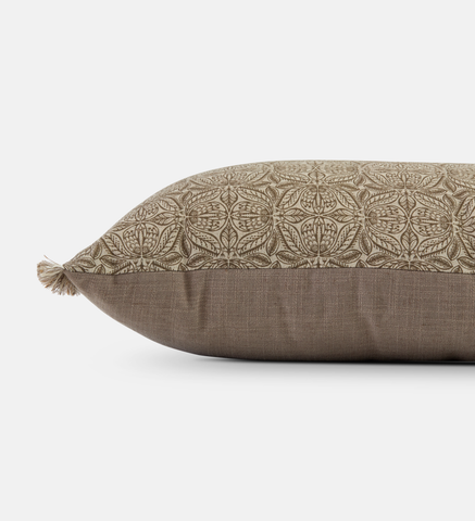 Neutral Nest Paisley Scatter (102924)