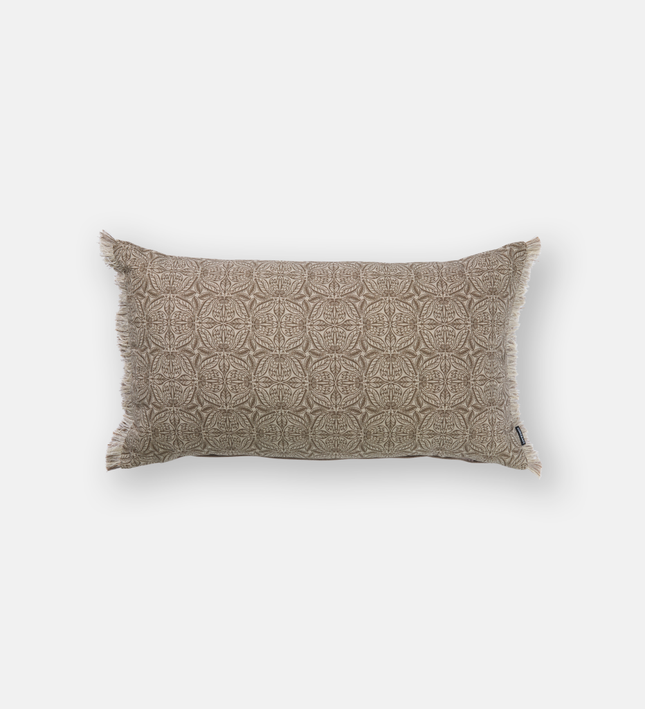 Neutral Nest Paisley Scatter (102927)