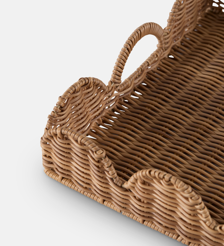 Nikki Scalloped Tray (86030)