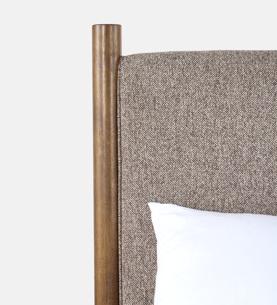Brookhill Bed King XL (104503)