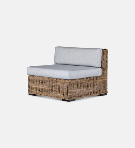 Sedgwick Patio Middle and Cushion Combo (87801)